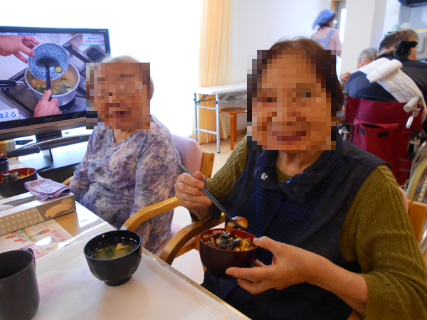 うなぎ人1モザ.png