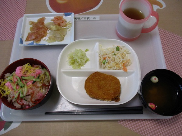 るい敬老会ご飯-2.jpg